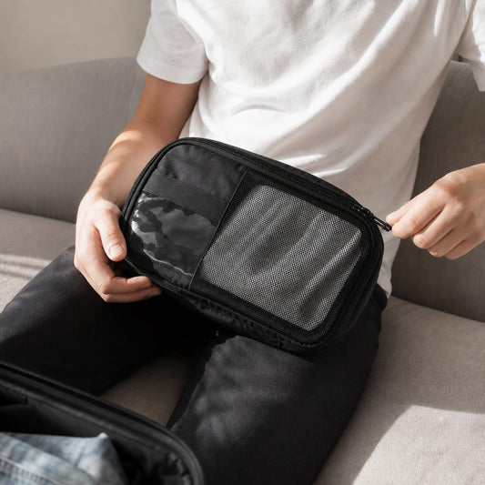 Coffret de 5 cubes de rangement compressibles pour valise - mise en situation